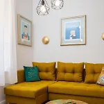 Luxury Toni With Patio In The Heart Of Lejlighed *