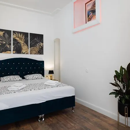 Luxury Toni With Patio In The Heart Of 아파트 스플리트